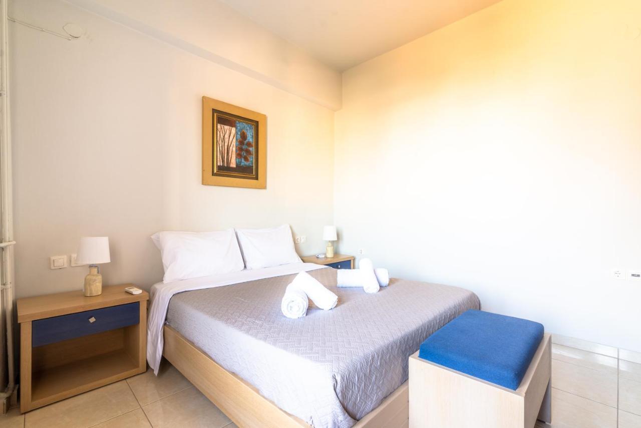 Spacious House With Seaview * Heraklion (Crete)