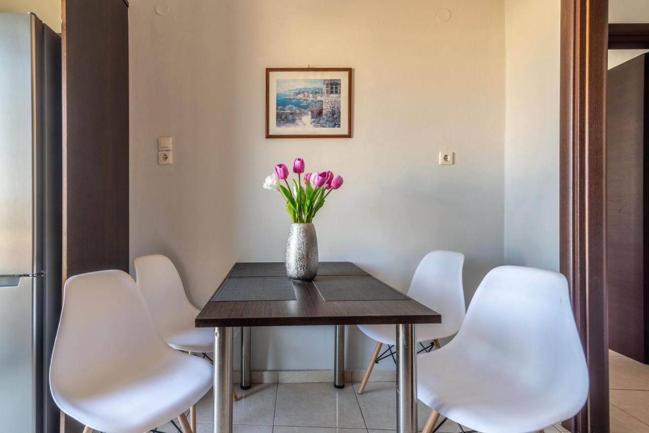 Spacious House With Seaview Heraklion (Crete)