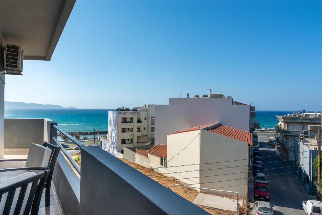 Spacious House With Seaview Heraklion (Crete)