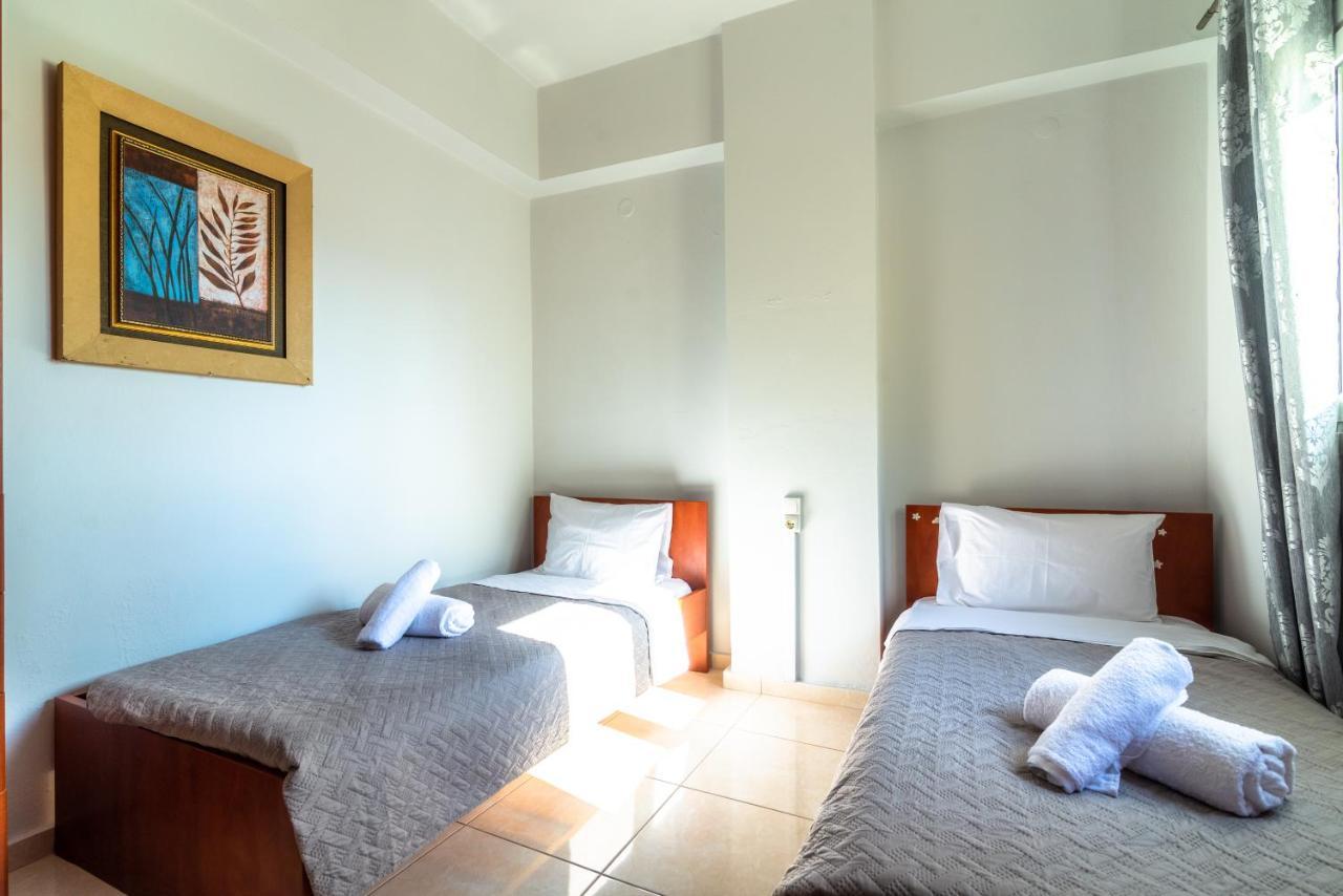 Spacious House With Seaview Heraklion (Crete)