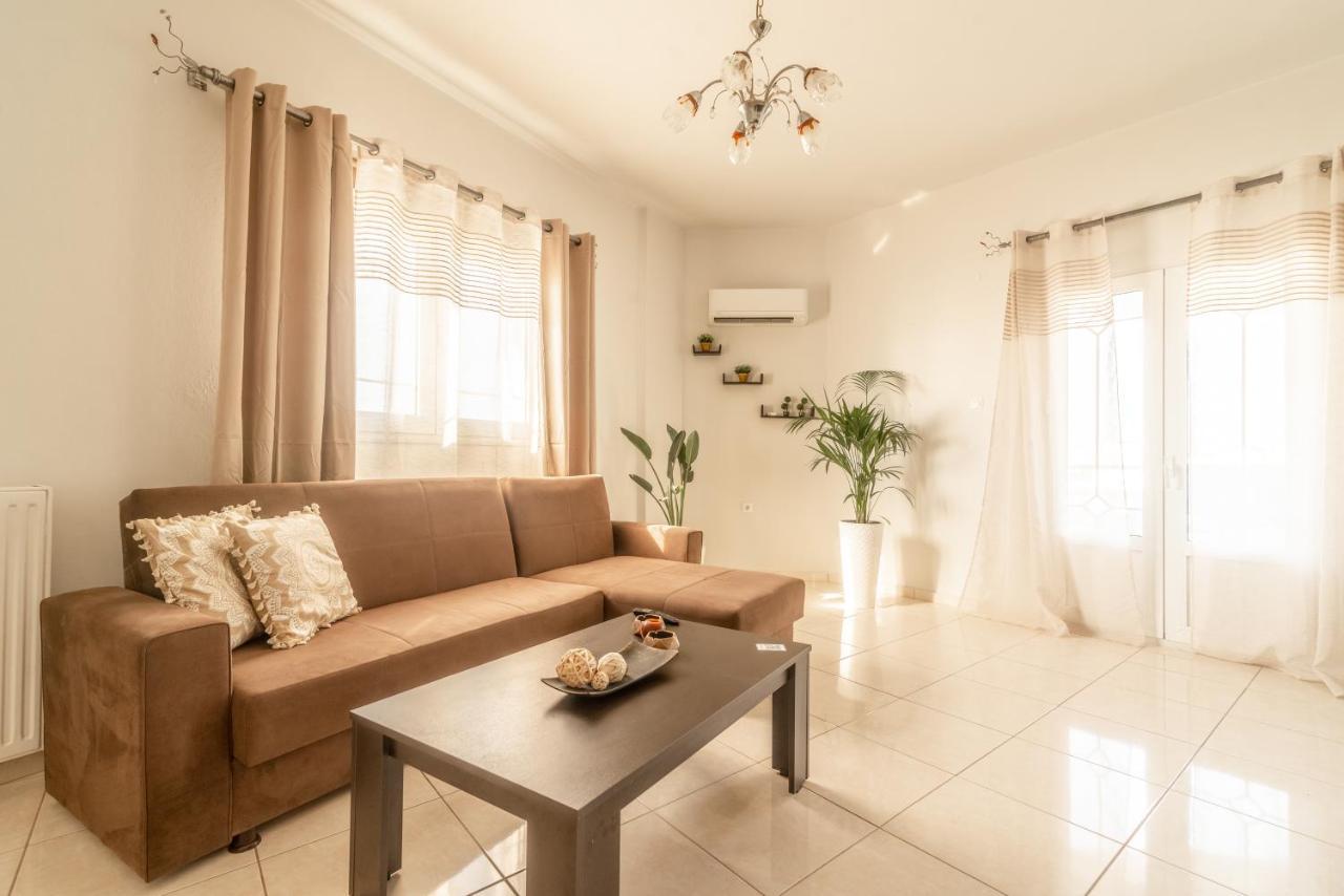 Spacious House With Seaview Heraklion (Crete)