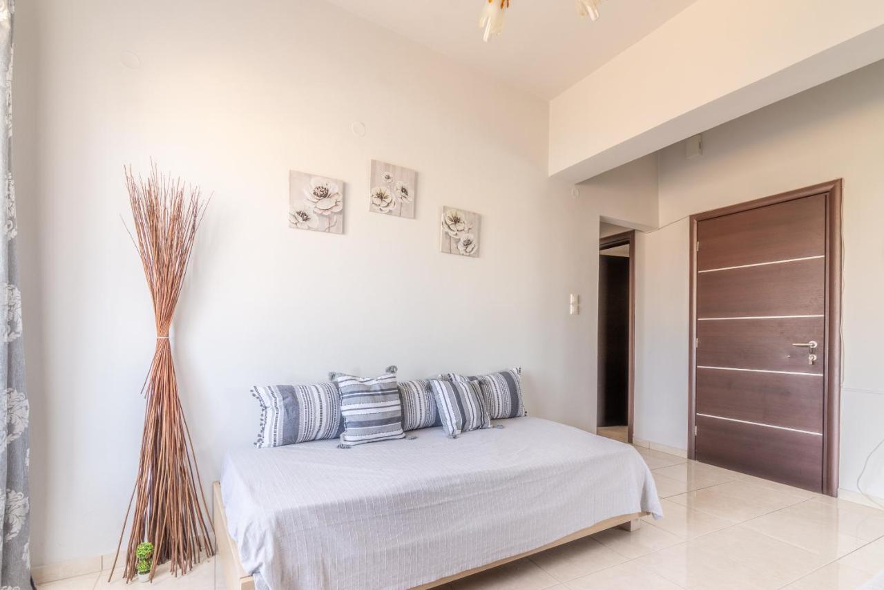 Spacious House With Seaview Apartment