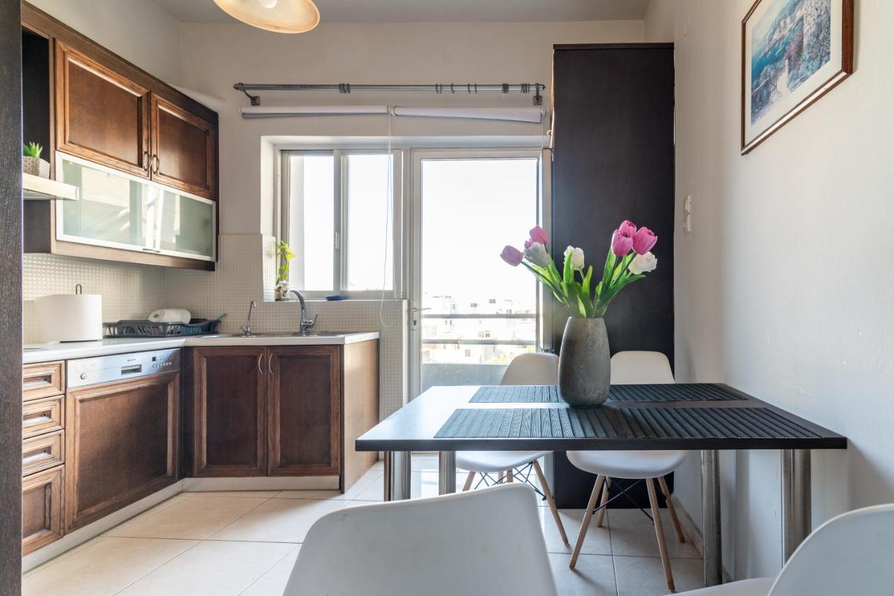 Spacious House With Seaview Heraklion (Crete)