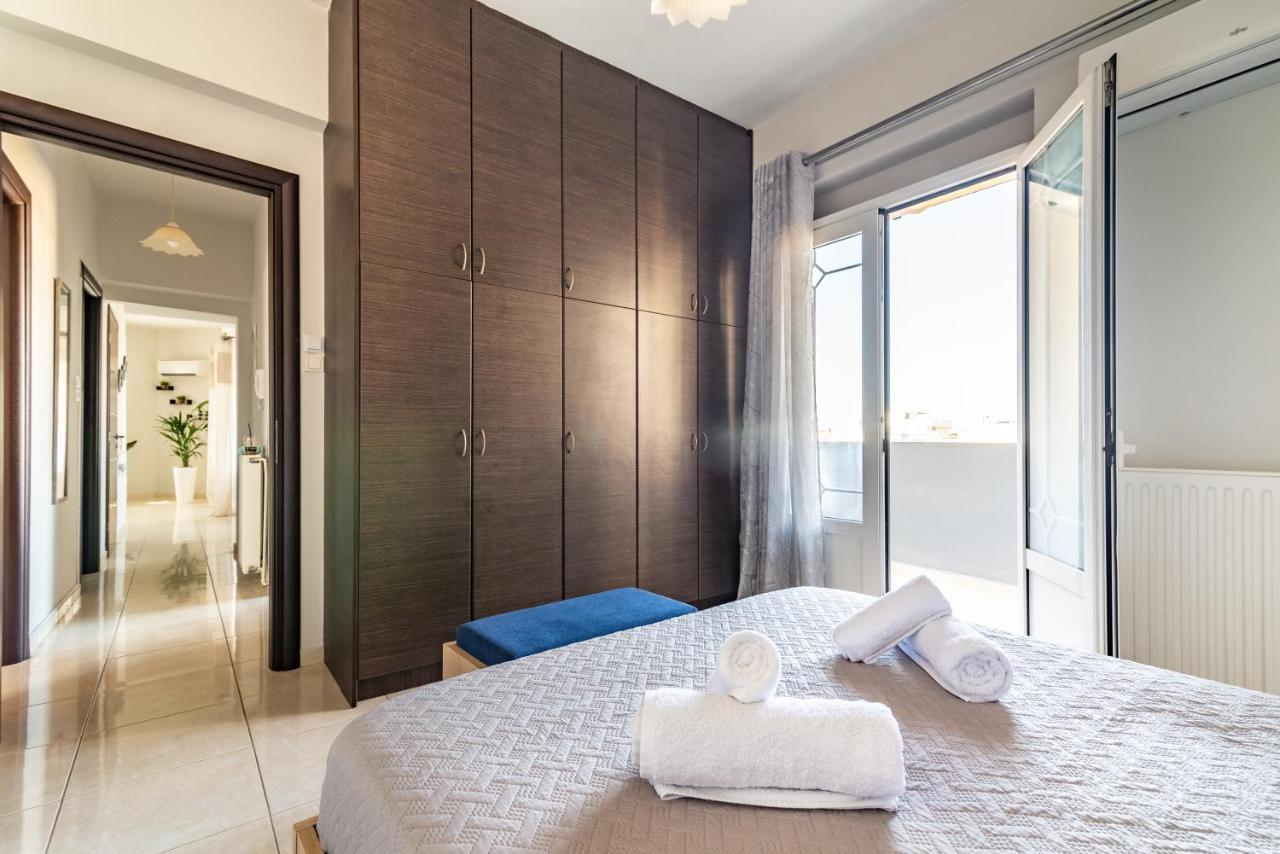 Spacious House With Seaview Apartment